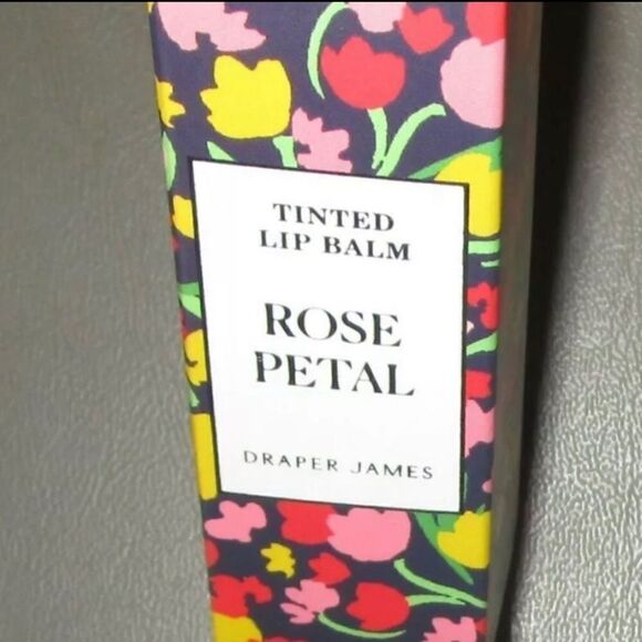 Draper James pijama plus Ipsy bag plus lip balm - Picture 7 of 13